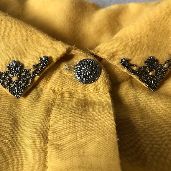 Oversized Yellow Blouse with Metal Accents - Picture 5 of 5